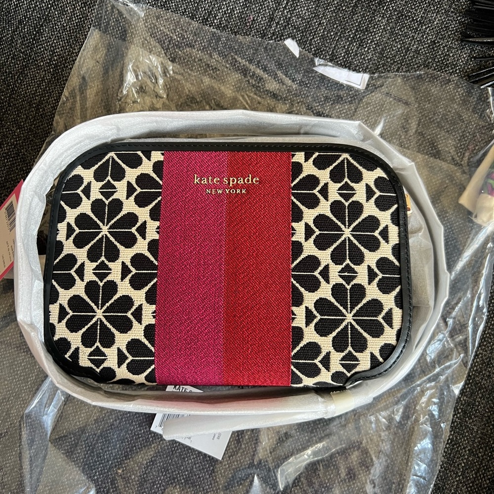 Kate Spade camera crossbody bag